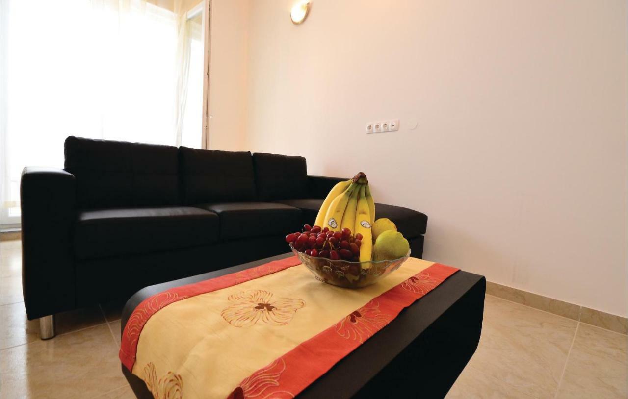 Apartment Mlasina-6 By Interhome Nin Buitenkant foto